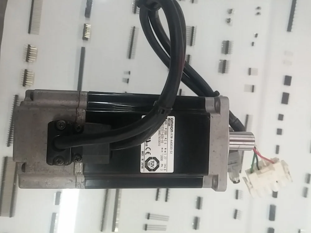 USED 100% TESTED R7M-A40030-S1 OMRON R7M-A40030-S1 AC SERVO MOTOR R7M-A40030-S1
USED 100% TESTED R7M-A40030-S1 OMRON R7M-A40030-S1 AC SERVO MOTOR R7M-A40030-S1