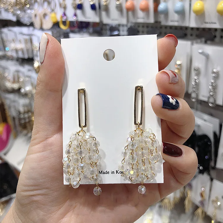 2019 New Arrival Crystal Trendy Water Drop Women Dangle Earrings Crystal Beads Eardrop Earrings For Women Drops Earrings
2019 New Arrival Crystal Trendy Water Drop Women Dangle Earrings Crystal Beads Eardrop Earrings For Women Drops Earrings