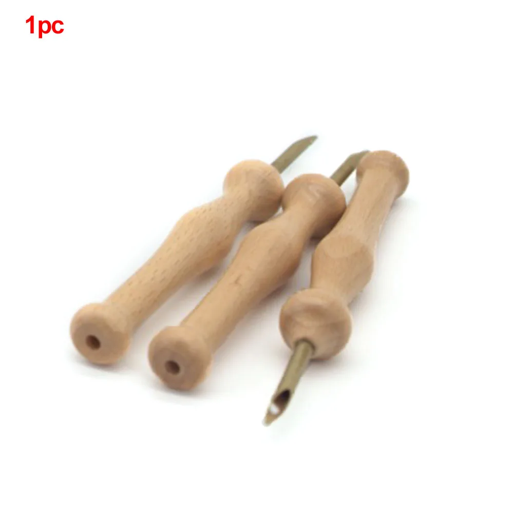 

Wood Handle Knitting Punch Convenient DIY Craft Embroidery Needle Portable Bold Large Durable Practical Weaving Tool