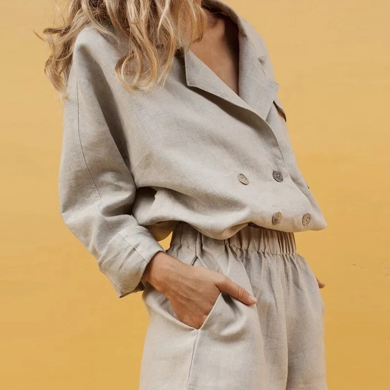 Women Solid Double-Breasted Coat and Shorts Casual Two Piece Set Button Loose Long Sleeve Turn Down Collar Jacket and Pants Suit
Women Solid Double-Breasted Coat and Shorts Casual Two Piece Set Button Loose Long Sleeve Turn Down Collar Jacket and Pants Suit