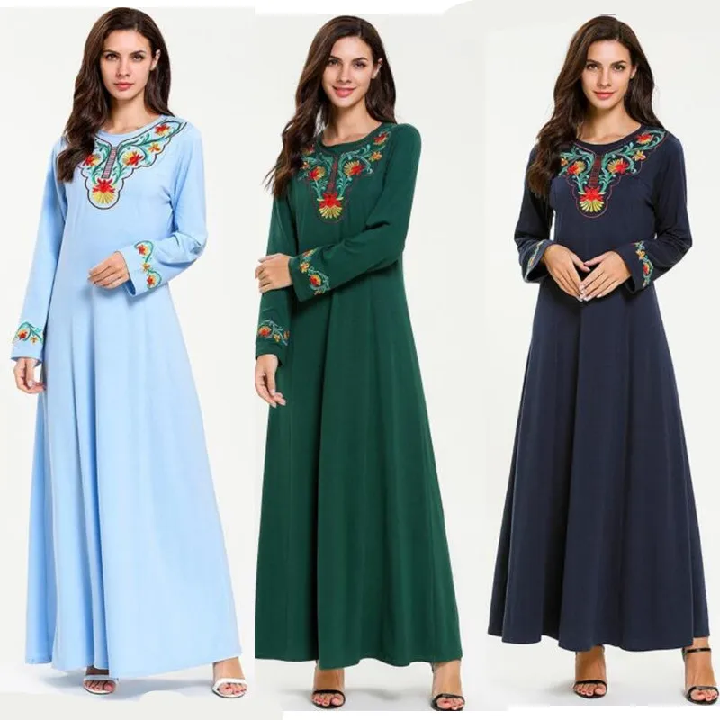 2019 New Muslim Dress Abaya Gowns Moroccan Dubai Kaftan Embroidery Evening Party Modest Long Muslim Dress Plus Size 4XL
2019 New Muslim Dress Abaya Gowns Moroccan Dubai Kaftan Embroidery Evening Party Modest Long Muslim Dress Plus Size 4XL