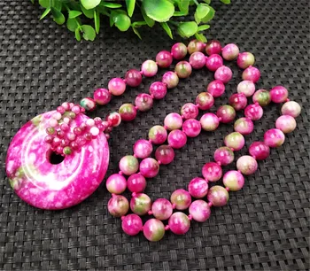 Exquisite natural JADESt pendant Carved Red Green doughnut Pendant Necklace, beauty style sweater chain
Exquisite natural JADESt pendant Carved Red Green doughnut Pendant Necklace, beauty style sweater chain