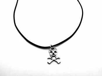 30PCS Vintage European Human Shape Bone Skeleton Necklace Halloween Indian Skull Head Leather Rope Necklaces Religious Jewelry
30PCS Vintage European Human Shape Bone Skeleton Necklace Halloween Indian Skull Head Leather Rope Necklaces Religious Jewelry