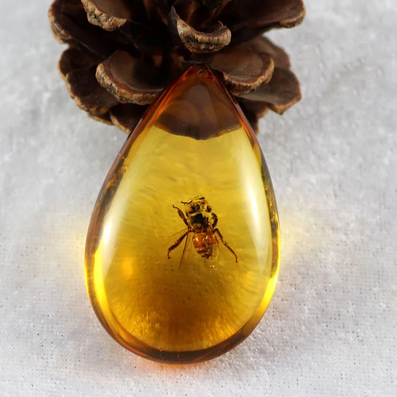 Hot Sale Amber Pendant Sweater Chain Sweater Decorations Craft Gift DIY Ornament Scorpion Necklace Butterfly Insects Stone
Hot Sale Amber Pendant Sweater Chain Sweater Decorations Craft Gift DIY Ornament Scorpion Necklace Butterfly Insects Stone