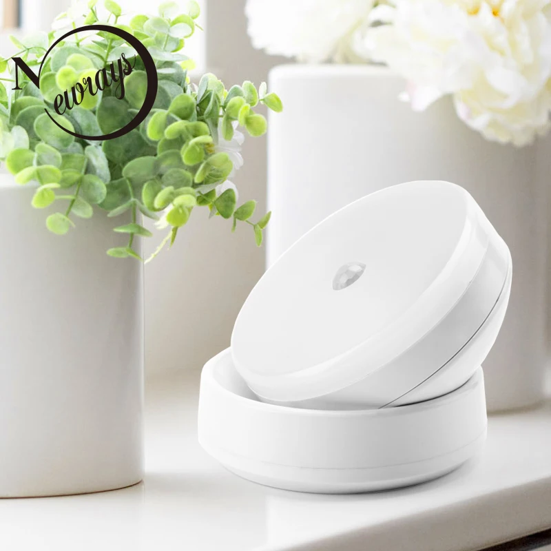 Energy saving LED wall light automatic on/off lamp rechargeable battery can be rotated / fixed corridor bedroom wall night light
Energy saving LED wall light automatic on/off lamp rechargeable battery can be rotated / fixed corridor bedroom wall night light