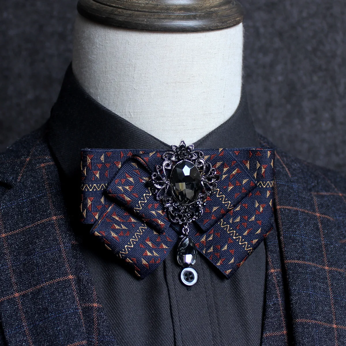 New men's suit shirt rhinestone bow tie High quality fashion men accessories bow tie
New men's suit shirt rhinestone bow tie High quality fashion men accessories bow tie