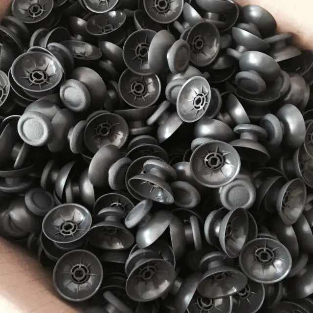 Olygame original and new Thumbsticks Thumb Joysticks Game Controller caps for NEW PS4 SLIM Controller
Olygame original and new Thumbsticks Thumb Joysticks Game Controller caps for NEW PS4 SLIM Controller