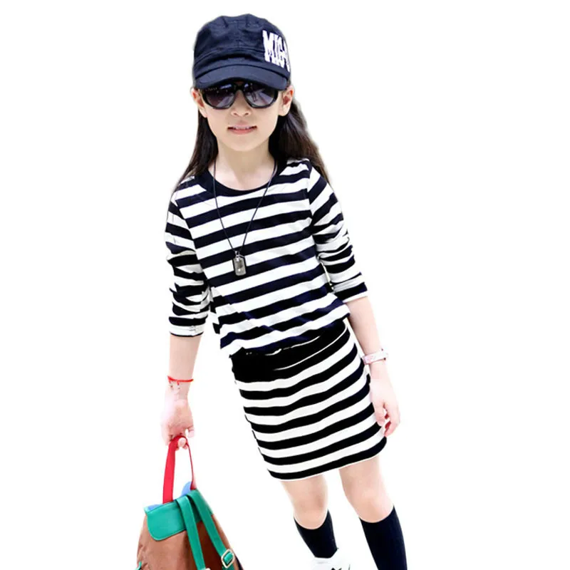 2019 new brand spring and autumn girl dress fashion children sweater set quality cotton kid clothes striped girl skirt suit
2019 new brand spring and autumn girl dress fashion children sweater set quality cotton kid clothes striped girl skirt suit