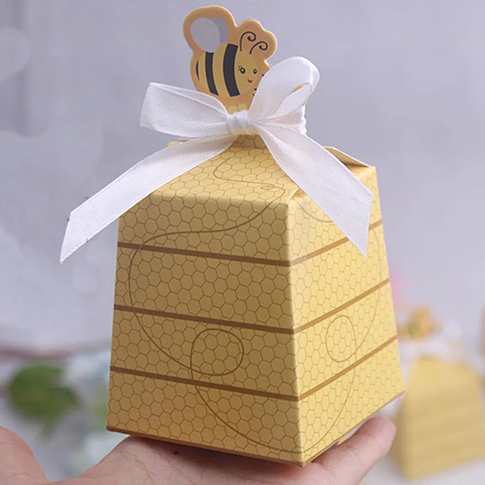 5pcs Cute Bee Paper Box Gift Box DIY Birthday Wedding Favor Cookie Candy Box Bag Baby Shower Party Decoration With White Ribbon
5pcs Cute Bee Paper Box Gift Box DIY Birthday Wedding Favor Cookie Candy Box Bag Baby Shower Party Decoration With White Ribbon