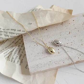 LouLeur 925 sterling silver oval glossy pendant necklace simple wild temperament 2019 texture female necklace elegant jewelry
LouLeur 925 sterling silver oval glossy pendant necklace simple wild temperament 2019 texture female necklace elegant jewelry