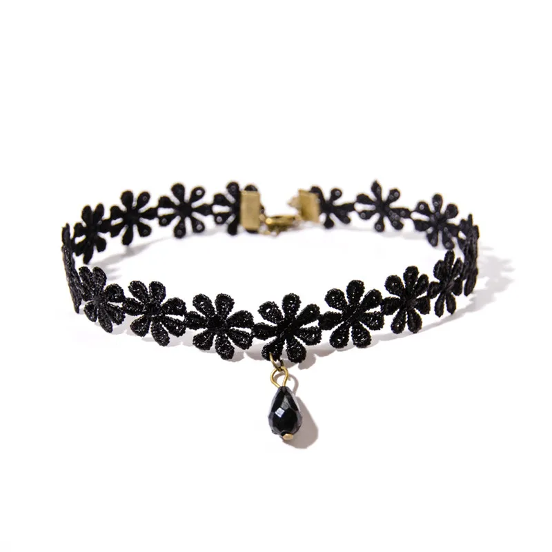 Choker Fashion Necklace Black Lace Velvet strip woman Collar Party Jewelry Neck accessories chokers handcrafted Chain Necklace
Choker Fashion Necklace Black Lace Velvet strip woman Collar Party Jewelry Neck accessories chokers handcrafted Chain Necklace