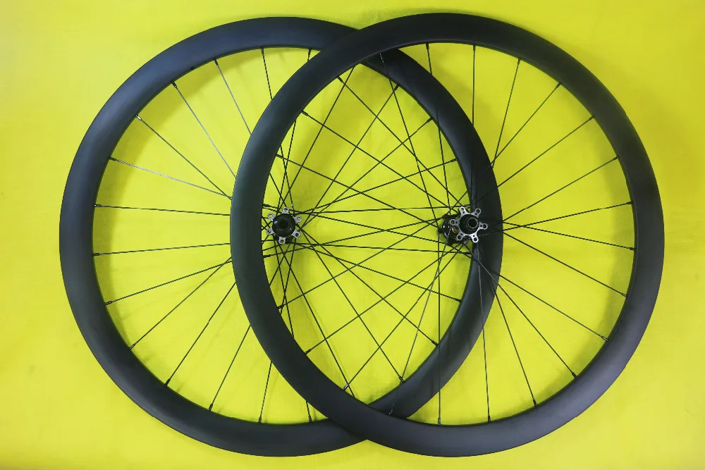 700C 50mm carbon road disc clincher bicycle wheels U shape 25mm wide cyclocross wheelset D411SB D412SB 6 bolt or center lock
700C 50mm carbon road disc clincher bicycle wheels U shape 25mm wide cyclocross wheelset D411SB D412SB 6 bolt or center lock