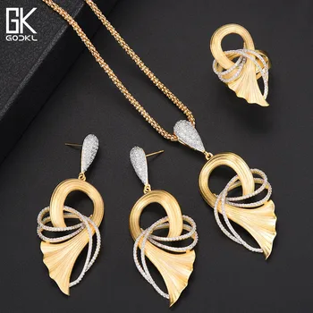 GODKI Luxury Flower Blossom African Bangle Ring Set Indian Jewelry Sets For Women Wedding Engagement brincos para as mulheres
GODKI Luxury Flower Blossom African Bangle Ring Set Indian Jewelry Sets For Women Wedding Engagement brincos para as mulheres
