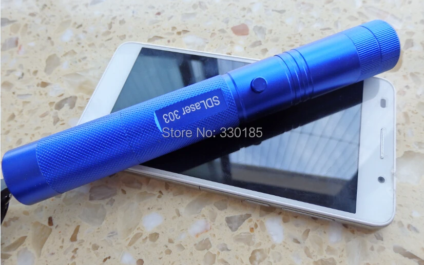 2019 The latest Lazer Beam Military green laser pointers 100W 100000m high power 532nm Flashlight burning match,burn cigarettes
2019 The latest Lazer Beam Military green laser pointers 100W 100000m high power 532nm Flashlight burning match,burn cigarettes