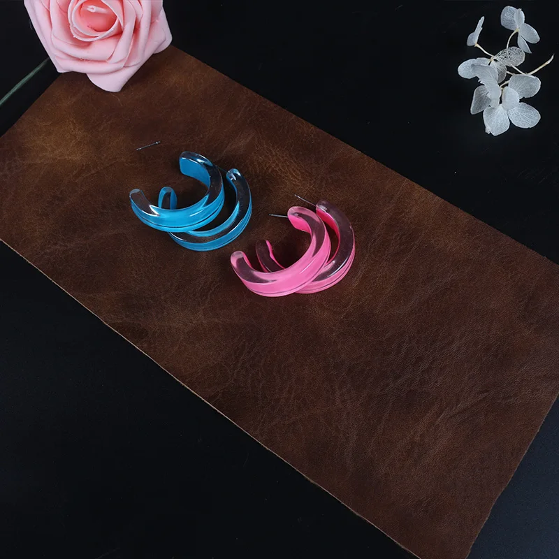 New Trendy Geometric C Shape Lucite Earrings Circle Acrylic Resin Earrings Spring Summer Transparent Thick Hoop Earrings Jewelry
New Trendy Geometric C Shape Lucite Earrings Circle Acrylic Resin Earrings Spring Summer Transparent Thick Hoop Earrings Jewelry
