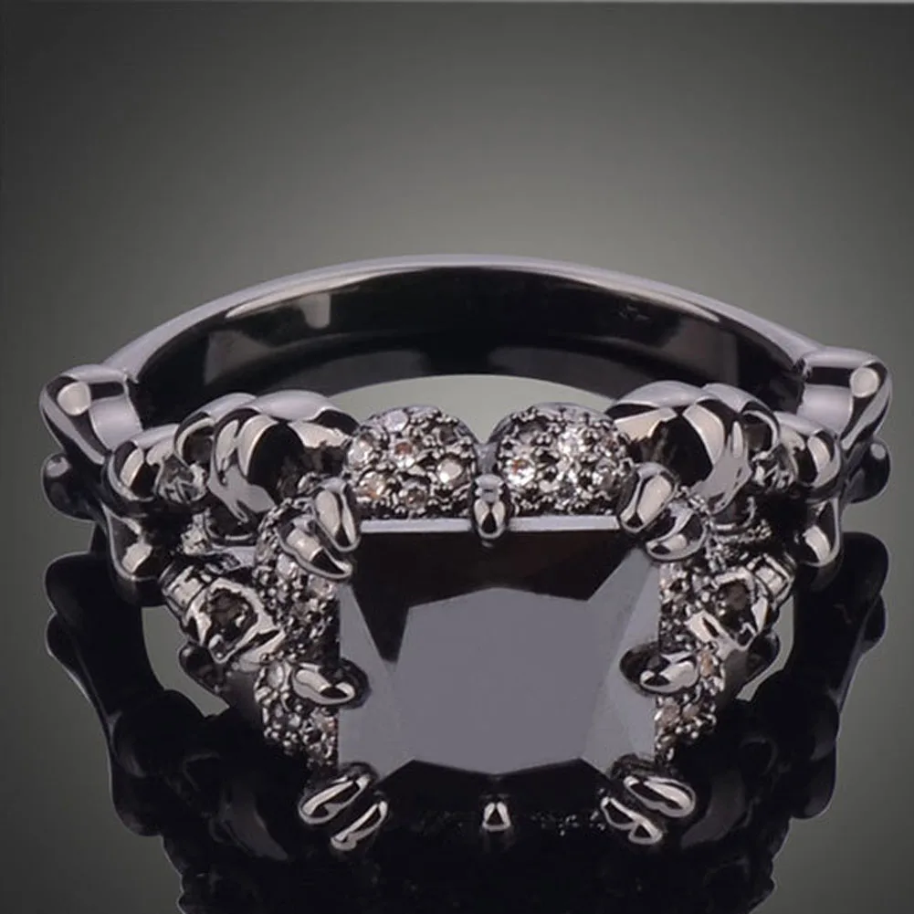 Punk Jewelry Skull Claw Black Filled Rhodium Plated Demon Princess rhinestone Women's Wedding Ring 2017 new
Punk Jewelry Skull Claw Black Filled Rhodium Plated Demon Princess rhinestone Women's Wedding Ring 2017 new