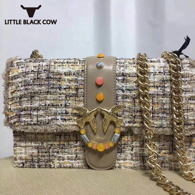 2019 New Swallow Messenger Bag Famous Brand Woman Bags Luxury Gem Metal Decoration Party Chain Handbag Real Leather Shoulder Bag
2019 New Swallow Messenger Bag Famous Brand Woman Bags Luxury Gem Metal Decoration Party Chain Handbag Real Leather Shoulder Bag