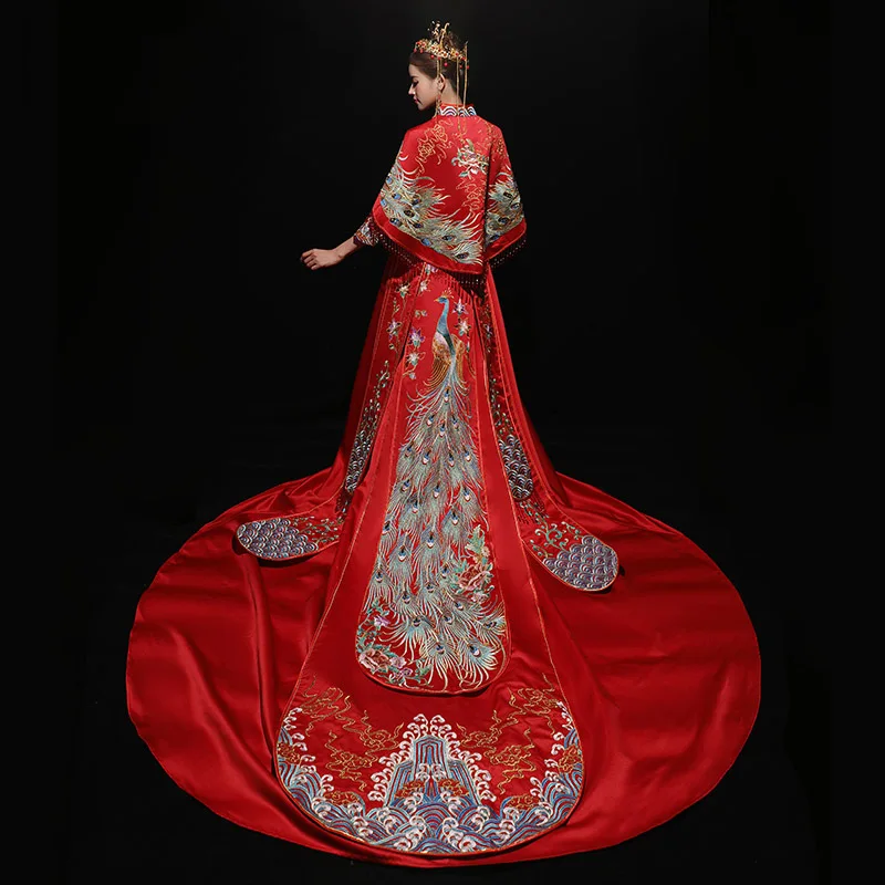 New Arrival Traditional Chinese Wedding Dress Embroidery Cheongsam Beaded Beads Dresses Retro Dressing Gown Bride Traditions
New Arrival Traditional Chinese Wedding Dress Embroidery Cheongsam Beaded Beads Dresses Retro Dressing Gown Bride Traditions