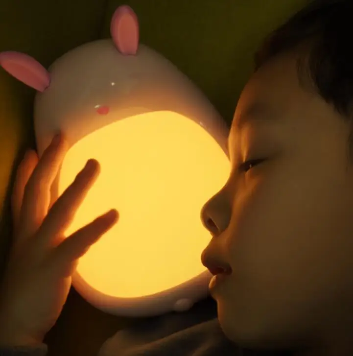 Novelty colorful discolored light cartoon touching bedside feeding atmosphere lamp children's festival gifts
Novelty colorful discolored light cartoon touching bedside feeding atmosphere lamp children's festival gifts