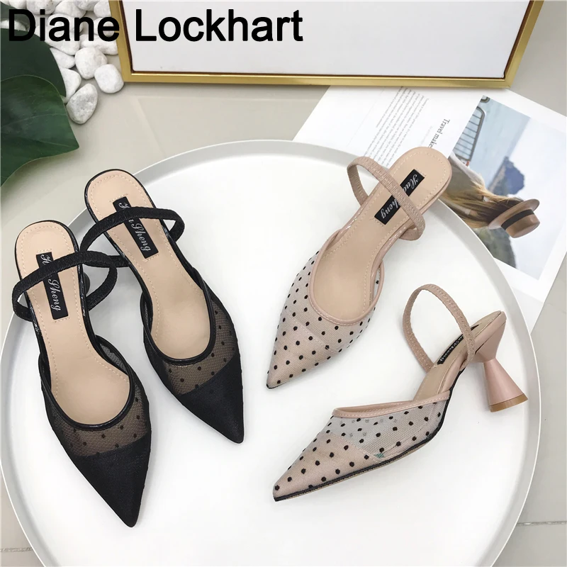 European Brand Designer Lace Sandals Polka Dot Lace Cat Heels Slippers Women Belt Wedges Sandalias Summer Shoes Ladies Flipflops
European Brand Designer Lace Sandals Polka Dot Lace Cat Heels Slippers Women Belt Wedges Sandalias Summer Shoes Ladies Flipflops