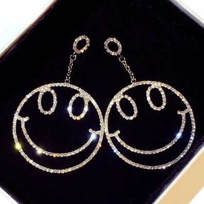TYME 2019 fashion smiley face earrings for women cubic zirconia exaggerated earrings pendientes mujer moda oorbellen orecchini
TYME 2019 fashion smiley face earrings for women cubic zirconia exaggerated earrings pendientes mujer moda oorbellen orecchini