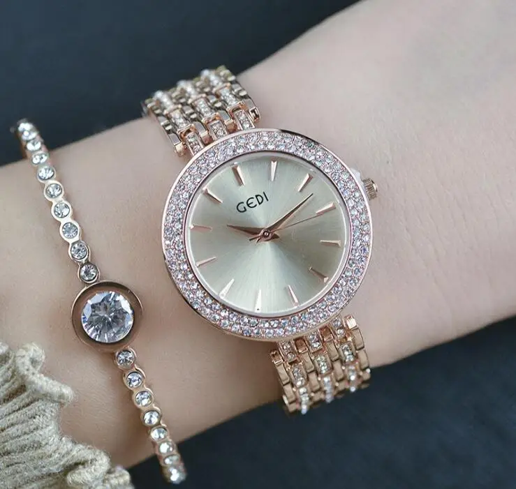 luxury Women's Bracelet Rhinestone Watch Women's Diamond wrist Watches Minimalism Casual Female Waterproof relogio feminino dw
luxury Women's Bracelet Rhinestone Watch Women's Diamond wrist Watches Minimalism Casual Female Waterproof relogio feminino dw