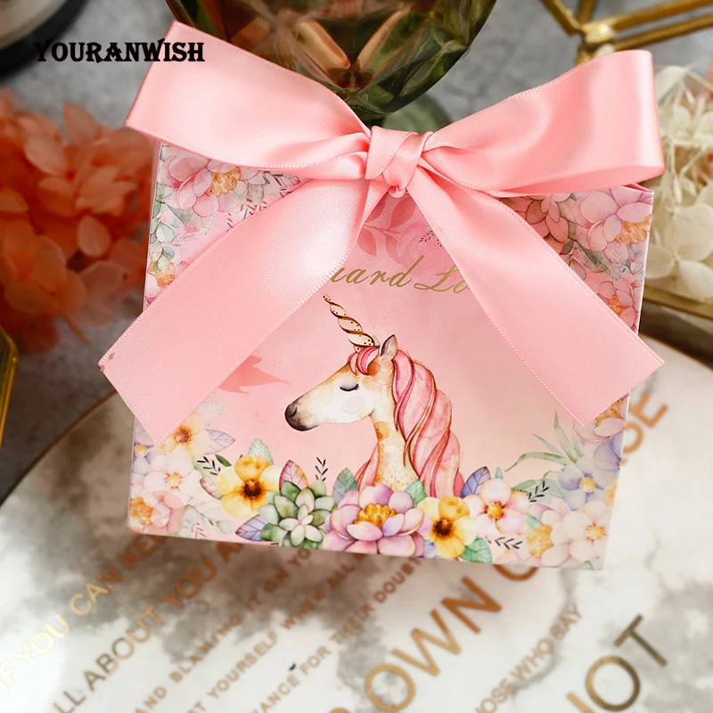 YOURANWISH 20pcs Unicorn Style Gift Boxes Bow Cartoon Candy Bag for Unicorn Party Baby Shower Birthday Candy Box Birthday Party
YOURANWISH 20pcs Unicorn Style Gift Boxes Bow Cartoon Candy Bag for Unicorn Party Baby Shower Birthday Candy Box Birthday Party