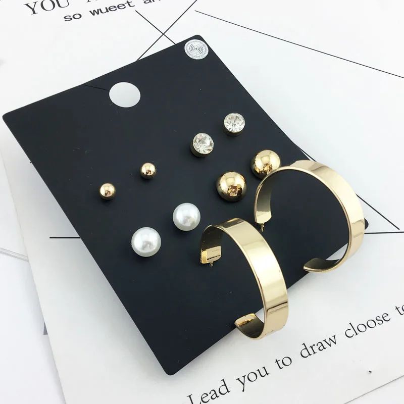 5Pair/Set Gold Color Imported Alloy Crystal Round Smooth Shining Metal Ball Top Simulated Pearl Earings Set For Women Gift E414
5Pair/Set Gold Color Imported Alloy Crystal Round Smooth Shining Metal Ball Top Simulated Pearl Earings Set For Women Gift E414