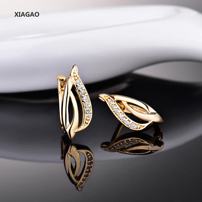 XIAGAO Luxury Earrings for Women Hoops High Quality Earing Brinco Fashion Jewelry with Zircon Stone Lady Birthday Gift E191
XIAGAO Luxury Earrings for Women Hoops High Quality Earing Brinco Fashion Jewelry with Zircon Stone Lady Birthday Gift E191