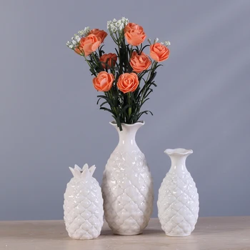 creative ceramic Pineapple vase Mini flower vase Desktop decoration Dried flower vase artificial flower decorative ornaments
creative ceramic Pineapple vase Mini flower vase Desktop decoration Dried flower vase artificial flower decorative ornaments
