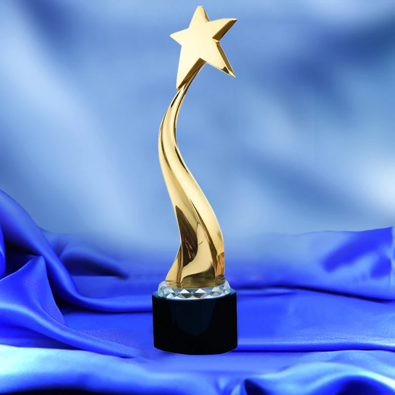 Tortuous Star Shaped Metal Trophy Customized Logo or Words To Crystal Base Video Music Awards Grammy Trophy For Award Ceremony
Tortuous Star Shaped Metal Trophy Customized Logo or Words To Crystal Base Video Music Awards Grammy Trophy For Award Ceremony
