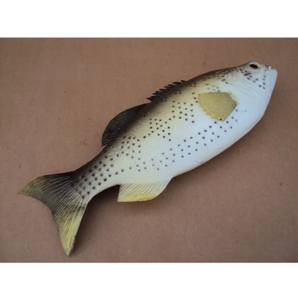 Vivid Artificial Spotted Fish Model Imitation Food Home Store Pretend Decor Vivid Artificial Spotted Fish Model Imitation Food Home Store Pretend Decor