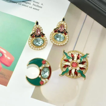 YDGY Wholesale Palace Needle Ear Nails Woman Oil Enamel Star-Moon Asymmetric Pearl Earrings
YDGY Wholesale Palace Needle Ear Nails Woman Oil Enamel Star-Moon Asymmetric Pearl Earrings