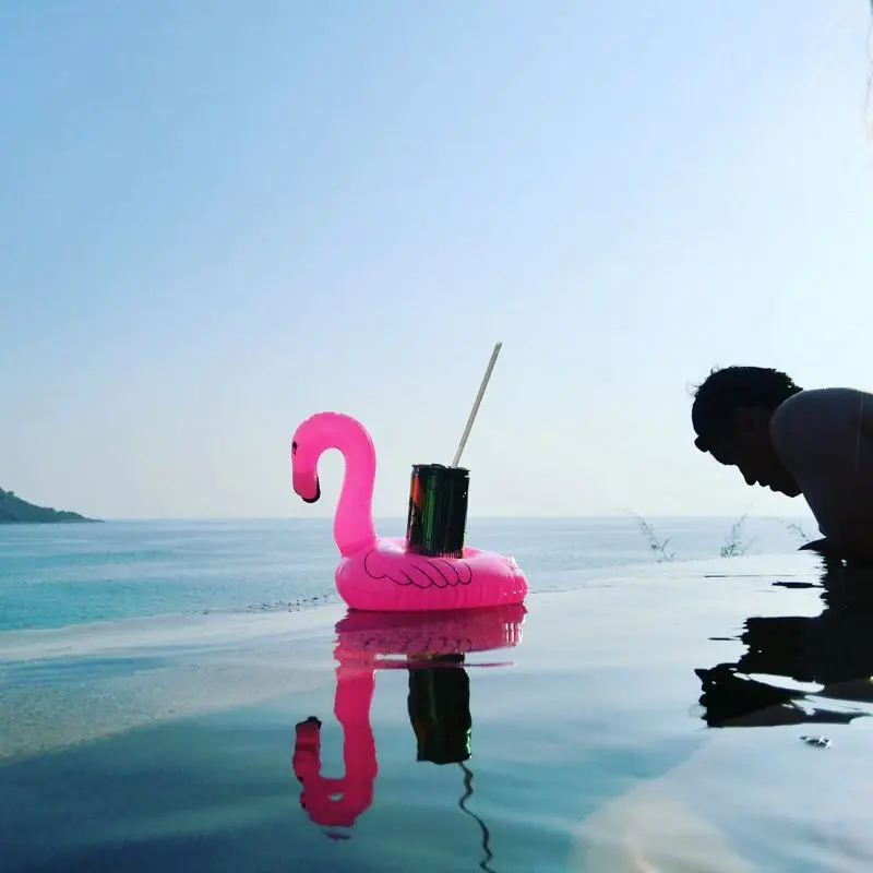 Mini Inflatable Flamingo Unicorn Swan Pool Float Toys Drink Float Cup Holder Swimming Ring Party Toys Beach Kids Adults
Mini Inflatable Flamingo Unicorn Swan Pool Float Toys Drink Float Cup Holder Swimming Ring Party Toys Beach Kids Adults