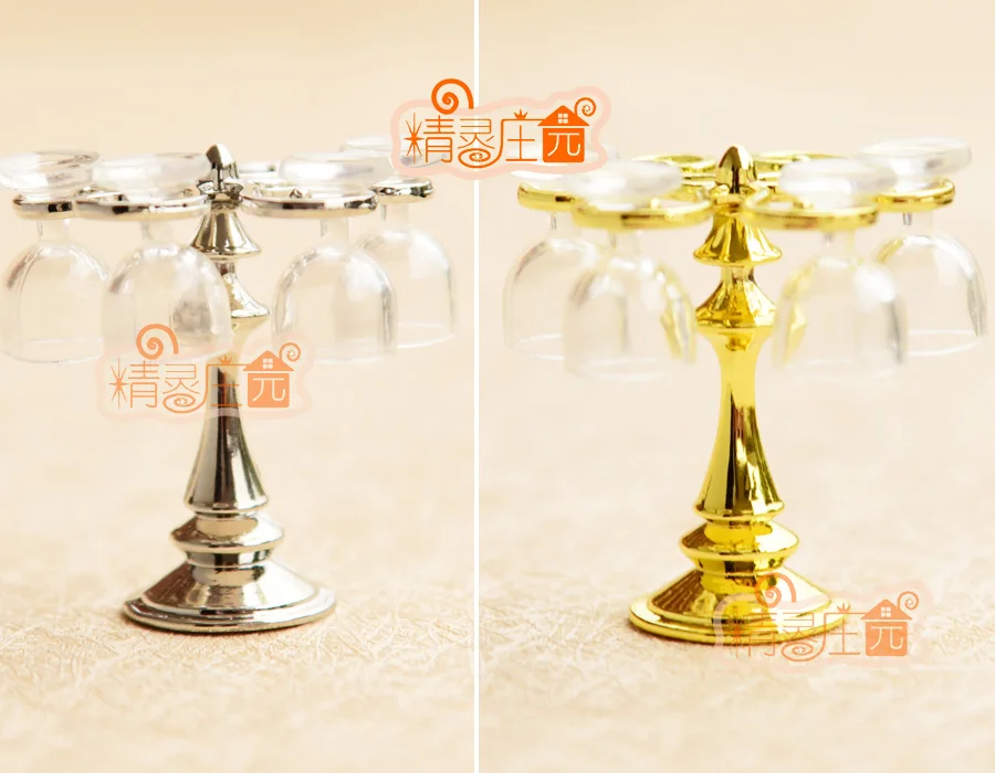 Dollhouse Miniature Metal Silver /gold A hanging cup holder/Rack + 4 Cups /Goblets
Dollhouse Miniature Metal Silver /gold A hanging cup holder/Rack + 4 Cups /Goblets