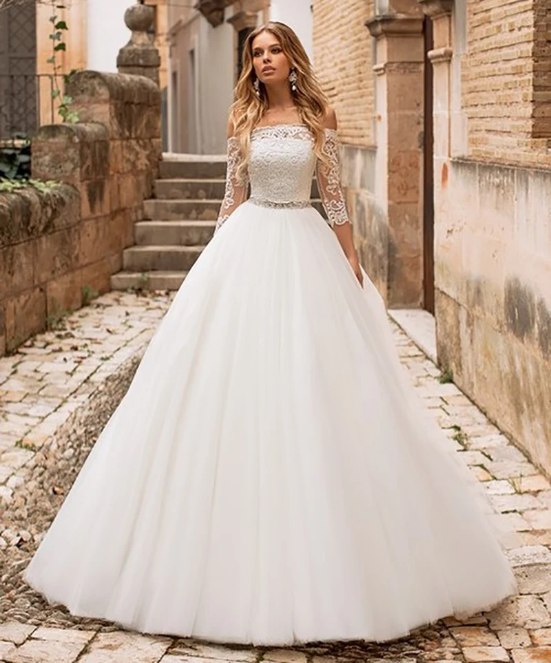 Sexy A Line Wedding Dress Lace Appliques Off The Shoulder Bridal Dress 3/4 Sleeves Wedding gowns Floor Length
Sexy A Line Wedding Dress Lace Appliques Off The Shoulder Bridal Dress 3/4 Sleeves Wedding gowns Floor Length