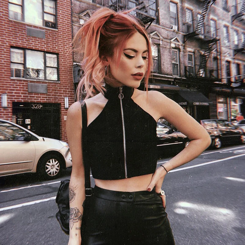 Sleeveless Halter Black Crop Tanks Tops Women Summer Sexy Bodycon Slim Thin Casual Lady Camis Tops Zipper Streetwear Solid Tops
Sleeveless Halter Black Crop Tanks Tops Women Summer Sexy Bodycon Slim Thin Casual Lady Camis Tops Zipper Streetwear Solid Tops