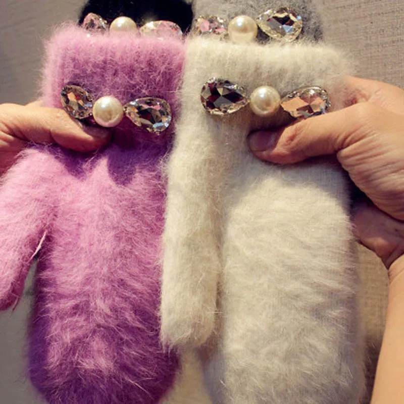 Fashion rabbit fur thickening gloves with diamonds winter warm students cute gloves winter gloves female elegant beautiful glove
Fashion rabbit fur thickening gloves with diamonds winter warm students cute gloves winter gloves female elegant beautiful glove