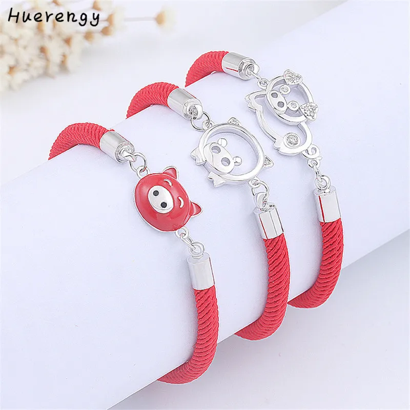 2019 New Fashion Women Cute Pig Charm Bracelet Red Thread Zircon Crystals Bracelet Silver Color Pig Bangle Delicate Gift
2019 New Fashion Women Cute Pig Charm Bracelet Red Thread Zircon Crystals Bracelet Silver Color Pig Bangle Delicate Gift