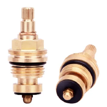 Factory direct 0.5M-XH32 faucet slow to open the spool faucet faucet universal spool
Factory direct 0.5M-XH32 faucet slow to open the spool faucet faucet universal spool