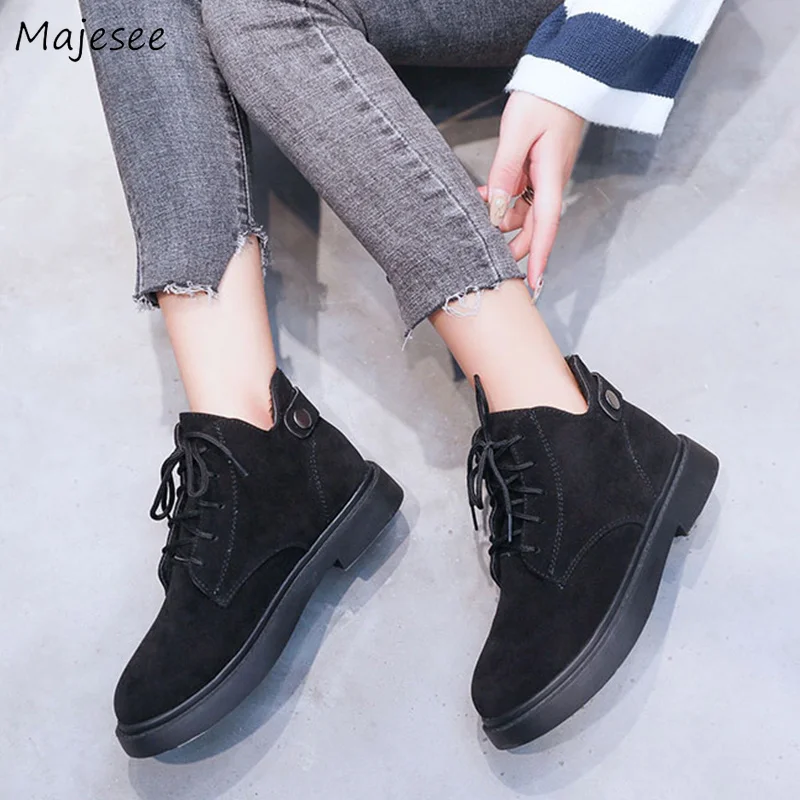 Boots Women Chic Martin British Style Students Outdoor Shoes Womens All-match Deodorant Soft Bottom Leisure Trendy New Female
Boots Women Chic Martin British Style Students Outdoor Shoes Womens All-match Deodorant Soft Bottom Leisure Trendy New Female
