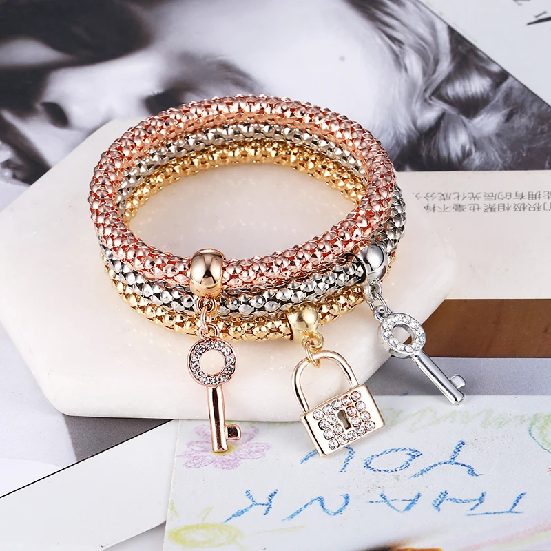 Bohopan 3PCS Classic Bracelets Bangles Set For Women High Elasticity Key and Lock Bracelet Shine Rhinestone Bracelets in Jewelry
Bohopan 3PCS Classic Bracelets Bangles Set For Women High Elasticity Key and Lock Bracelet Shine Rhinestone Bracelets in Jewelry