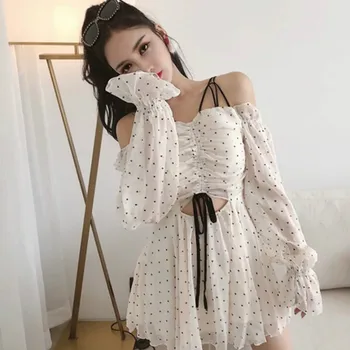 Women's Bohemian Chiffon Dress 2019 Spring and Autumn Long Sleeve Hollow Chiffon Dress Butterfly Sleeve Slim Sexy Polka Dot
Women's Bohemian Chiffon Dress 2019 Spring and Autumn Long Sleeve Hollow Chiffon Dress Butterfly Sleeve Slim Sexy Polka Dot