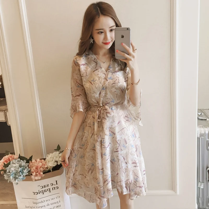 Snordic 2018 Summer Fashion Korean Version of the New Women's Long Paragraph Temperament Sweet Lady Floral Thin Chiffon Dress
Snordic 2018 Summer Fashion Korean Version of the New Women's Long Paragraph Temperament Sweet Lady Floral Thin Chiffon Dress
