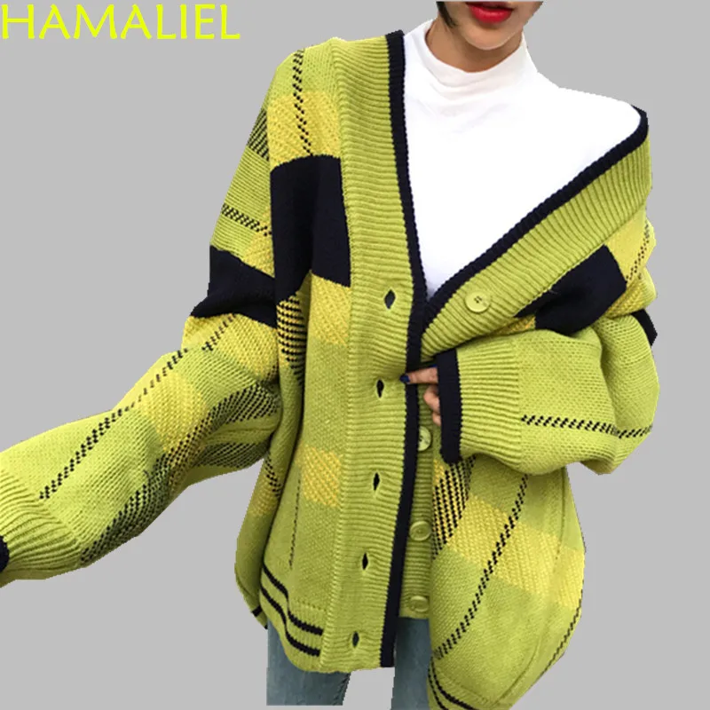HAMALIEL New 2019 Spring Women Loose Cardigans Fashion Hit Color Plaid Thik Knitted V Neck Sweater Coat Single Breasted Coats
HAMALIEL New 2019 Spring Women Loose Cardigans Fashion Hit Color Plaid Thik Knitted V Neck Sweater Coat Single Breasted Coats