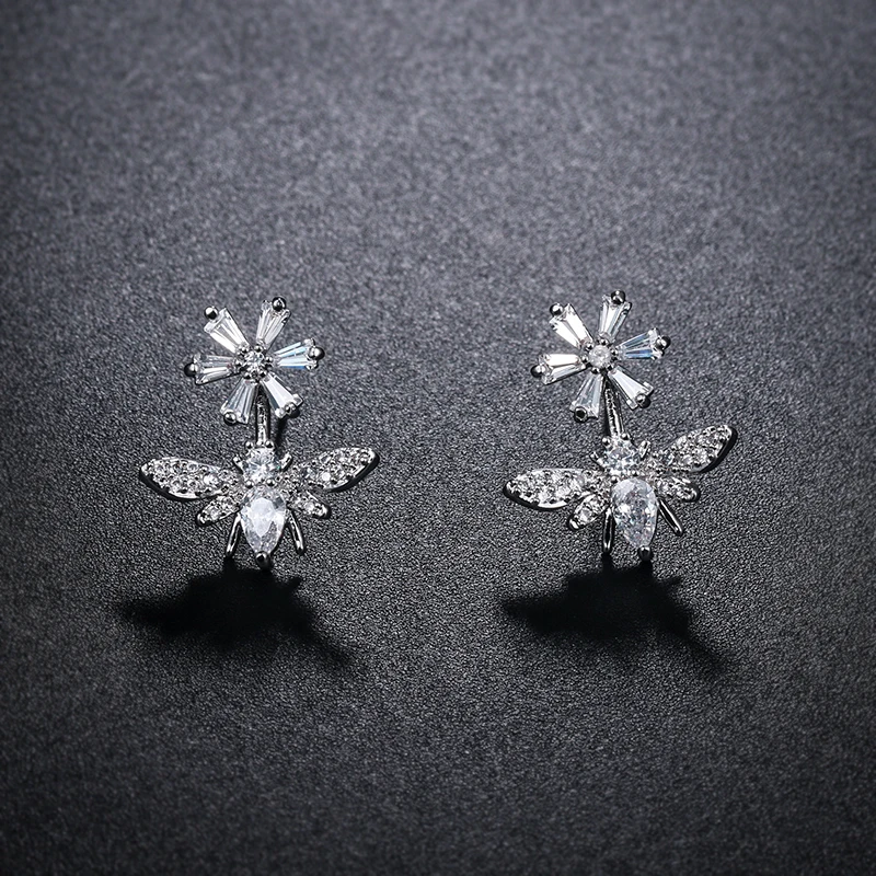 WEIMANJINGDIAN New Arrival Cubic Zirconia CZ Crystal Bee and Flower Stud Earring for Women in Gold / Silver Color Plated
WEIMANJINGDIAN New Arrival Cubic Zirconia CZ Crystal Bee and Flower Stud Earring for Women in Gold / Silver Color Plated