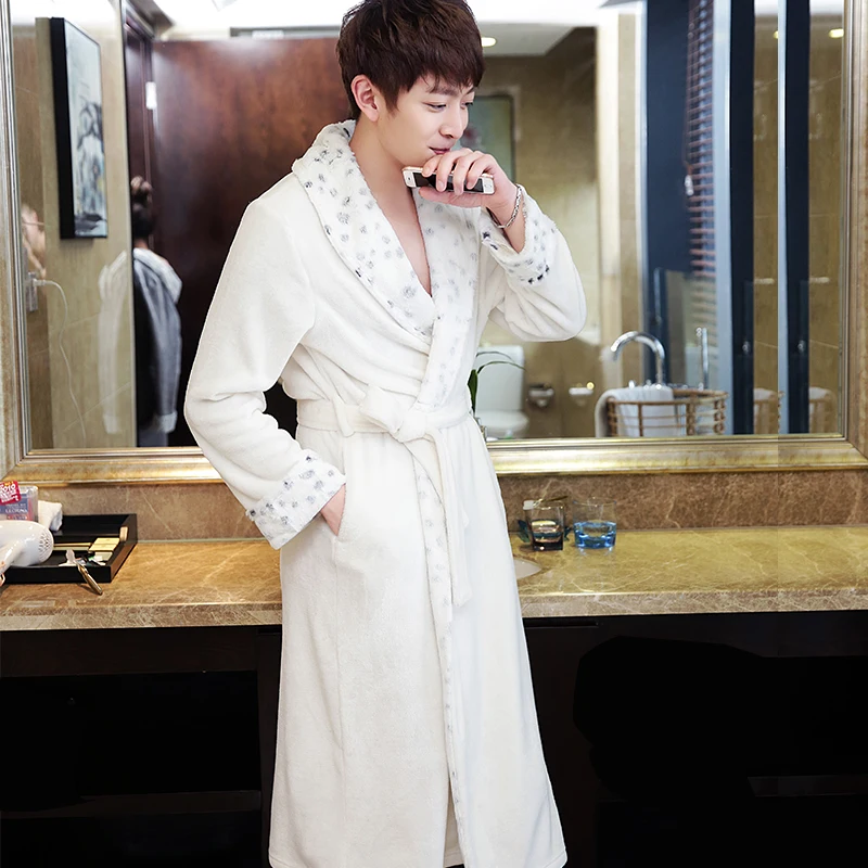 Hot Selling Men's Superfine fur Neck Soft Flannel Long Bathrobe Men Winter Warm Kimono Bath Robe Mens Dressing Gown Male Robes
Hot Selling Men's Superfine fur Neck Soft Flannel Long Bathrobe Men Winter Warm Kimono Bath Robe Mens Dressing Gown Male Robes