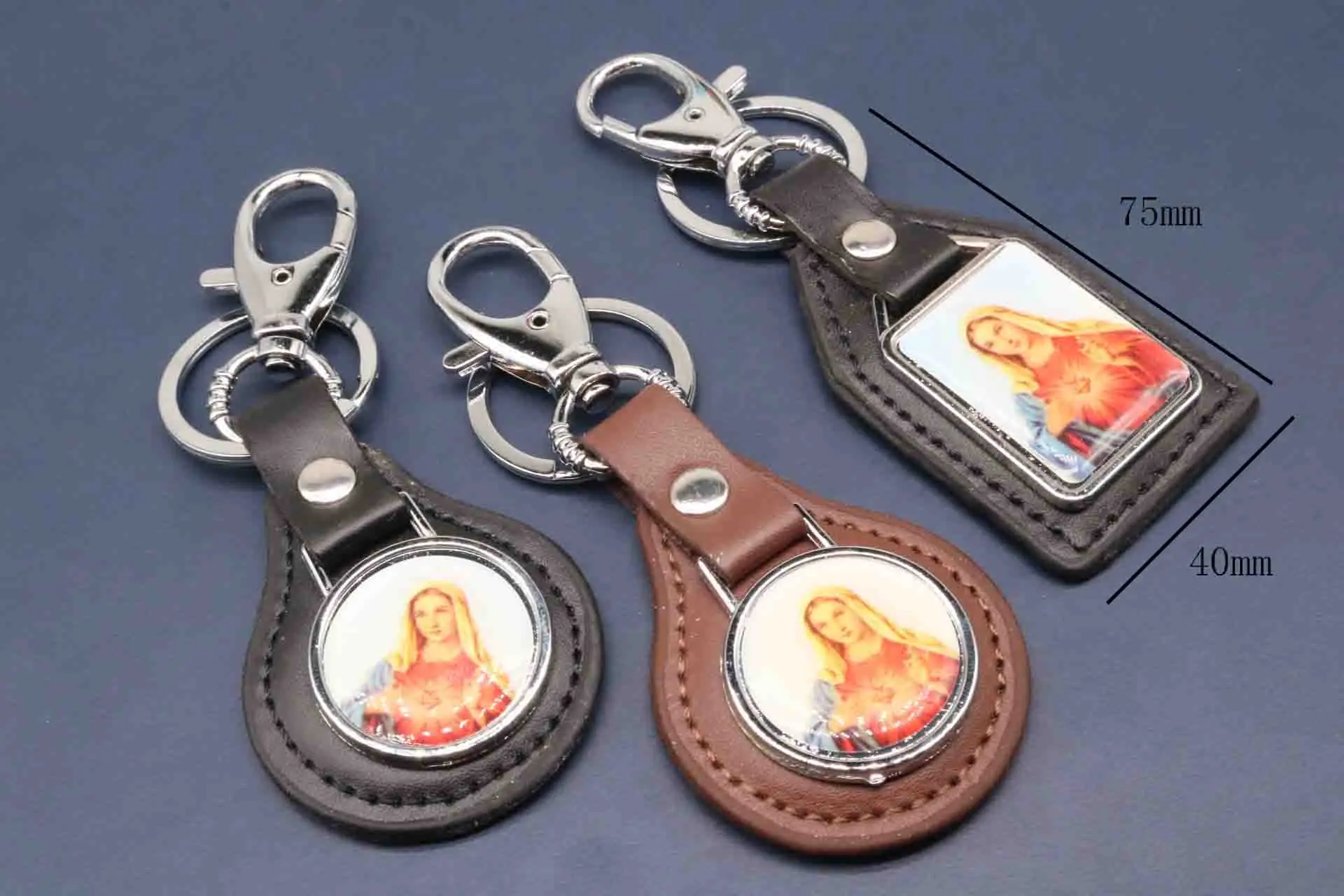 Religious new charm Christ cross leather keychain, glamour high quality cow leather key ring. Random icon
Religious new charm Christ cross leather keychain, glamour high quality cow leather key ring. Random icon