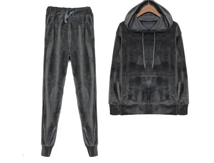 Fashion Spring Fall 2 Piece Sets Women Sporting Suit Casual Loose Hooded Female Tracksuit Gold Velvet Pants Sets Plus size 4XL
Fashion Spring Fall 2 Piece Sets Women Sporting Suit Casual Loose Hooded Female Tracksuit Gold Velvet Pants Sets Plus size 4XL