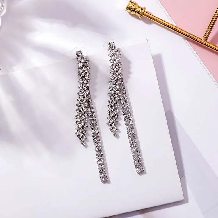 Classic Crystal Geometric Women Dangle Earrings Irregular Tassel Earrings Long Earrings For Women Drops Earrings
Classic Crystal Geometric Women Dangle Earrings Irregular Tassel Earrings Long Earrings For Women Drops Earrings